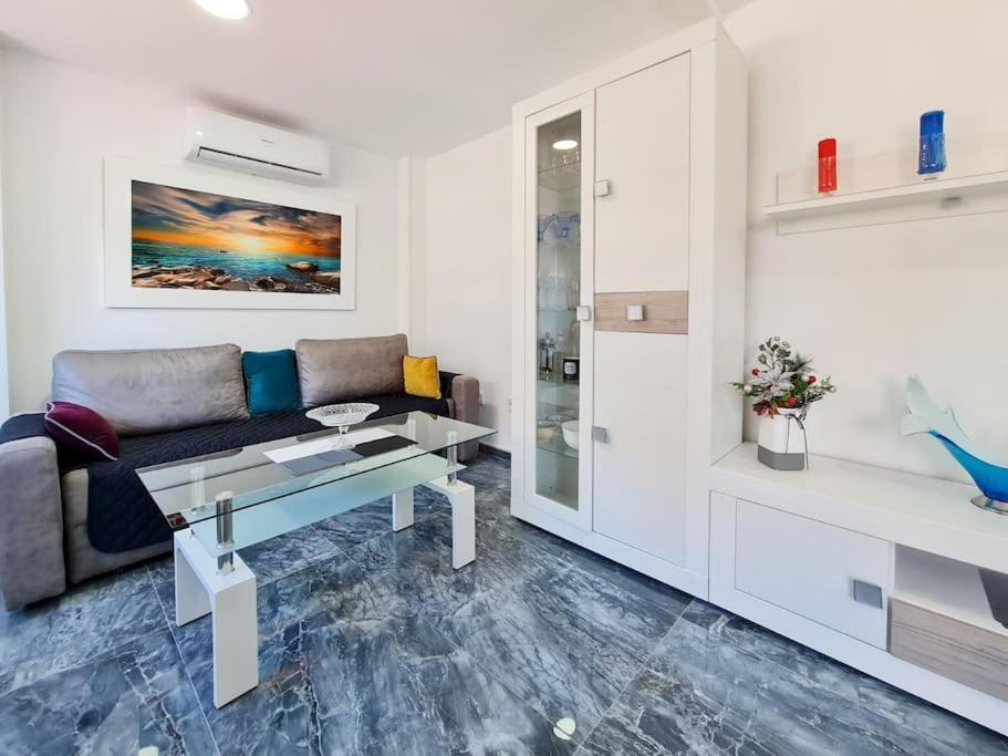 Modern Apartment Right In The Heart Of Benidorm Exteriér fotografie