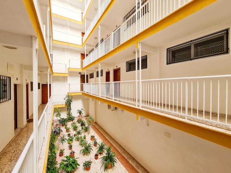 Modern Apartment Right In The Heart Of Benidorm Exteriér fotografie
